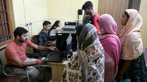 ప్రారంభం కాని ఓటర్ల ట్రిబ్యునళ్లు: 'ఎప్పుడు మొదలవుతాయో చెప్పలేను' అన్న బెంగాల్ ఎన్నికల ప్రధానాధికారి