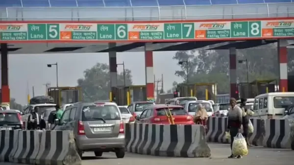 टोल प्लाझावर आता रोख रकमेवर बंदी
