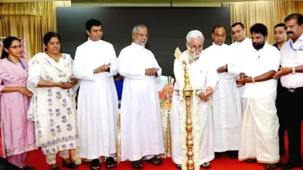 രാമപുരം കോളേജില്‍  കുഞ്ഞച്ചൻ ചെയര്‍