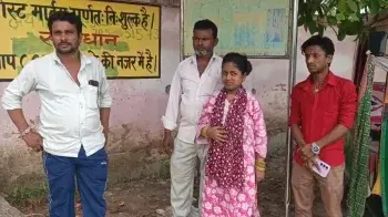 सीमांचल एक्सप्रेस में सोती रह गई मां, इमरजेंसी खिड़की से नीचे गिरा 9 महीने का मासूम, 24 घंटे बाद मिला शव