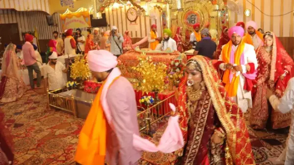 एक मजाक ने बदल दी 162 जरूरतमंद बेटियों की जिंदगी, 16 साल से निभा रहे सगे पिता का फर्ज; भावुक करने वाली है कहानी