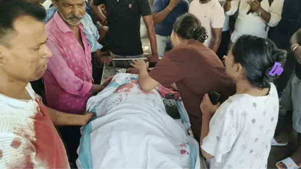 'पापा सोए क्यों हैं. अंकल, डॉक्टर के पास ले चलिए', पिता के शव से लिपटकर रोती रही बेटी, भावुक हुए विधायक..