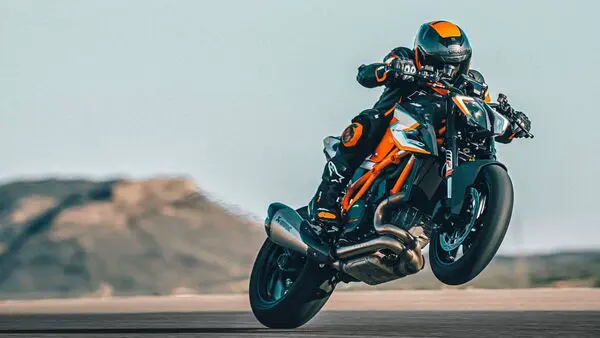 KTM extends four-year manufacturer warranty to all street-legal motorcycles from MY2025 for overseas market