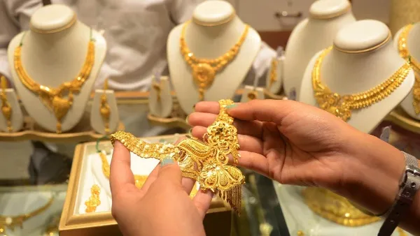 மீண்டும் உயர்ந்த தங்கம், வெள்ளி விலை!