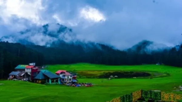 2026 में स्विट्जरलैंड घूमने का खर्चा कितना आएगा? बजट में ऐसे प्लान करें पूरी ट्रिप