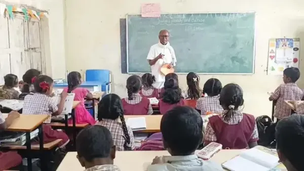 మన తెలుగు మనకే పరాయి అవుతోందా?