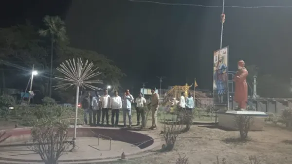 ప్రధాన కూడలిలో హైమాస్ లైట్లు ఏర్పాటు