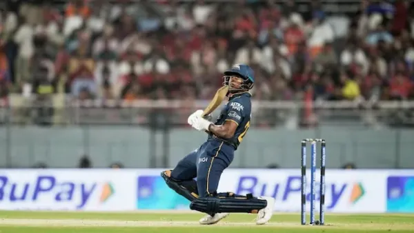 కుశాగ్ర అవుట్, 8 ఓవర్లకు GT 78/1