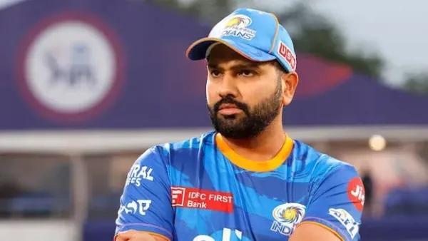 ബാറ്റിംഗിനിടെ പന്ത് കൊണ്ടു; പരിശീലനം നിര്ത്തി ഗ്രൗണ്ട് സ്റ്റാഫിനടുത്തേക്ക് ഓടിയെത്തി രോഹിത്