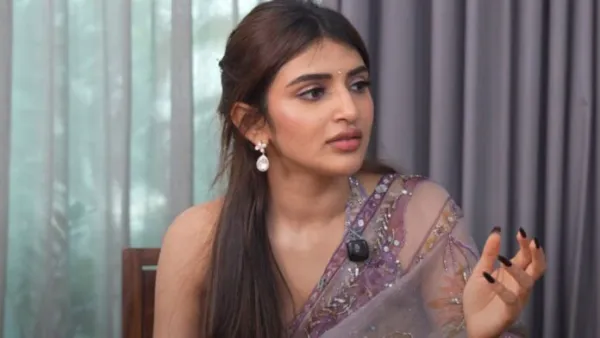 యంగ్ క్రికెటర్ తో డేటింగ్ పై శ్రీలీల షాకింగ్ కామెంట్స్.. సినిమాలకు బ్రేక్..