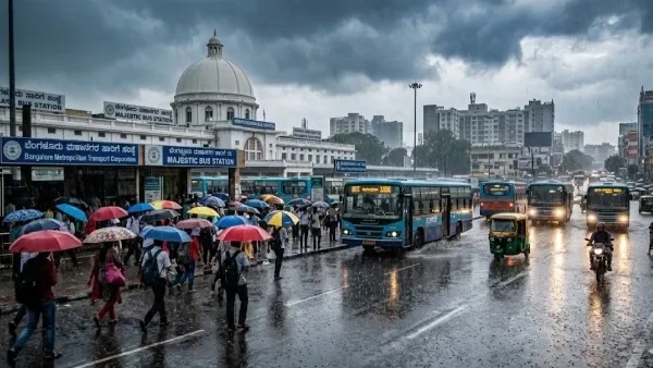 ಬೆಂಗಳೂರು ಸೇರಿದಂತೆ ರಾಜ್ಯದ ಈ ಜಿಲ್ಲೆಗಳಲ್ಲಿ ಗುಡುಗು ಸಹಿತ ಮಳೆ; ಕೊಡಗು ಸೇರಿದಂತೆ ಕೆಲ ಜಿಲ್ಲೆಗಳಲ್ಲಿ ಆಲಿ ಕಲ್ಲು ಮಳೆ; ಅಲರ್ಟ್ ಘೋಷಣೆ