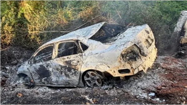 ಅರಬೈಲ್ ಘಾಟ್ ನಲ್ಲಿ ಭೀಕರ ಅಪಘಾತ: ಹೊತ್ತಿಕೊಂಡ ಬೆಂಕಿ; ಕಾರಿನೊಳಗೆ ಸುಟ್ಟು ಕರಕಲಾದ ಚಾಲಕ