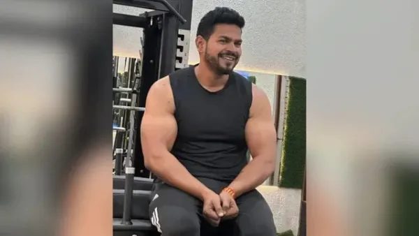 बुलंदशहर :  मुंह पर केक लगाने पर तीन लोगों की हत्या करने वाला आरोपी जीतू एनकाउंटर में ढेर