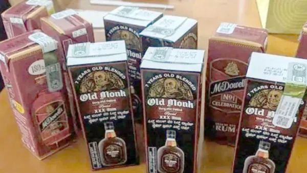 ବିଜେଡି ଅଭିଯୋଗ: ପ୍ରତି ଘରେ ମଦ ପହଂଚାଇବ ବିଜେପି