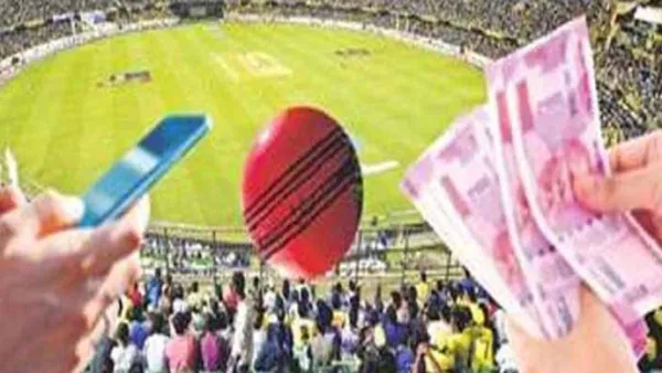 IPL સીઝન ટોપ ગીયરમાં: ક્રિકેટ સટ્ટો રમતાં કારખાનેદાર, વેપારી સહિત પાંચ પંટર ઝડપાયા