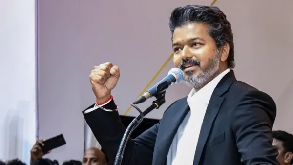 تمل ناڈو کے وزیراعلیٰ وجے کا پہلا دہلی دورہ ملک بھر میں سیاسی ہنگامہ