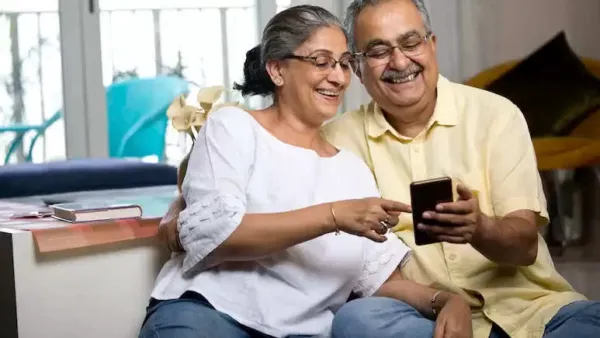 Best Schemes For Senior Citizens In India: From free treatment to tax exemption on pension, the government provides many facilities to senior citizens, know everything