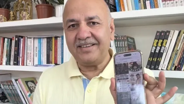 Manish Sisodia 'కాక్రోచ్ జనతా పార్టీ'కి మనీశ్ సిసోడియా మద్దతు