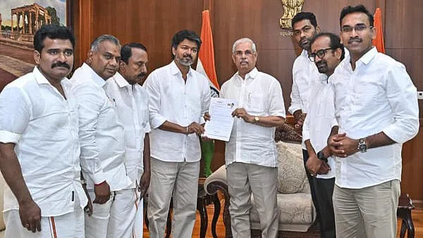 Tamil Nadu Assembly Elections 2026 | Vijay stakes claim to form govt but TVK still short of majority