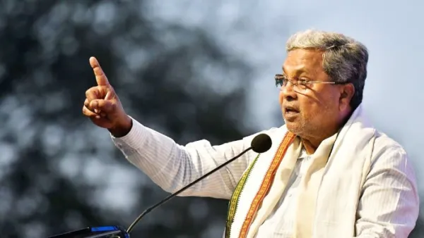 (और इनकी सुनिए.) 'हमारा गांधी का हिन्दुत्व, तो भाजपा का गोडसे का हिन्दुत्व' ! - Siddaramaiah