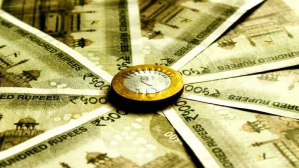 Power of Compounding Explained: How large corpus can Rs 400,000, Rs 900,000, and Rs 15,00,000 one-time investments create in 20 years