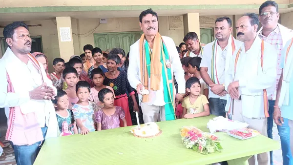 ବସୁନ୍ଧରାରେ ୬୦ ତମ ଜନ୍ମ ଦିନ ପାଳିଲେ କଟକ ଜିଲ୍ଲା ବିଜେଡ଼ି ସଭାପତି ପ୍ରଫୁଲ୍ଲ ସିଂହ