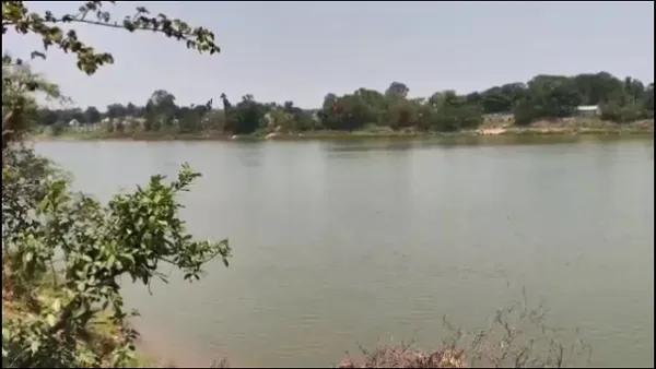 ଖରସ୍ରୋତାରେ ଜଗିଛି ରକ୍ତମୁଖା କୁମ୍ଭୀର, ଦୁଇ ଦିନରେ ଦୁଇଟି ଅଘଟଣ