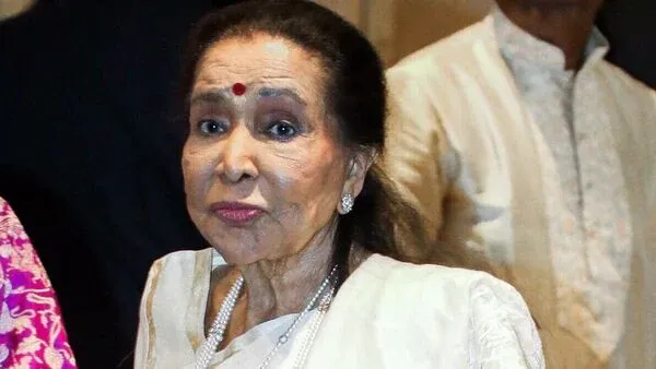 లెజెండరీ సింగర్ ఆశా భోస్లే ఇక లేరు!