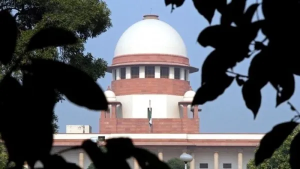 Supreme Court stays demolition notice of Nashik's Dargah, seeks report from Bombay HC on non-listing of plea