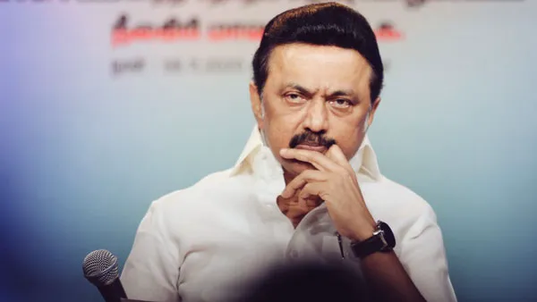 ஸ்டாலினுக்கு அடுத்த அடி. திமுகவில் இருந்து முன்னாள் அமைச்சர் திடீர் விலகல். அரசியலில் அதிரடி திருப்பம்..!