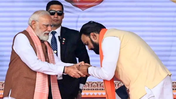 BJP का विस्तार जारी: अब 16 राज्यों में भाजपा के मुख्यमंत्री