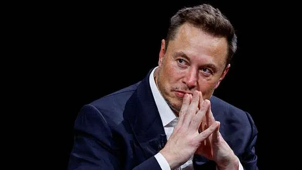 Elon Musk becomes first person to hit net worth $600 billion as SpaceX preps for IPO