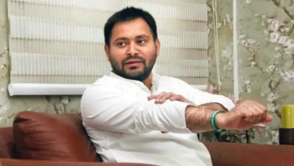 పెళ్లి కొడుకు లేకుండా ఊరేగింపు సాగుతోంది: బీజేపీపై తేజస్వీ సెటైర్లు