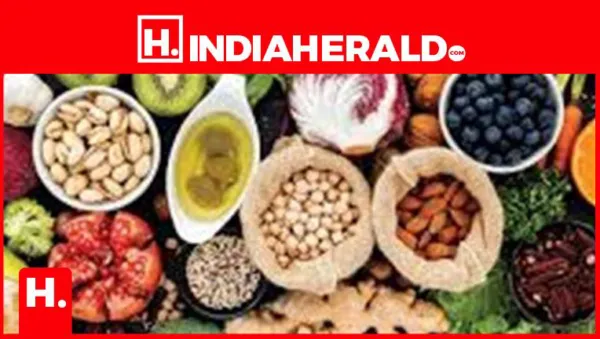 Essential Foods to Boost Immunity During Seasonal Changes