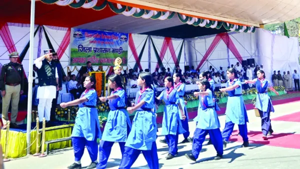 प्रदेश में इस साल बनेंगी 500 किलोमीटर सडक़ें - Divya Himachal