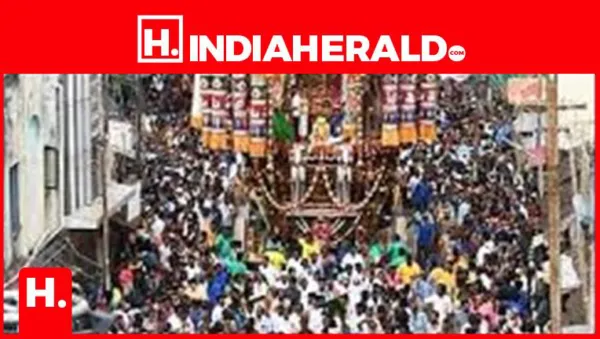 Grand Chithirai Festival Car Procession at Thanjavur Big Temple Draws Thousands of Devotees