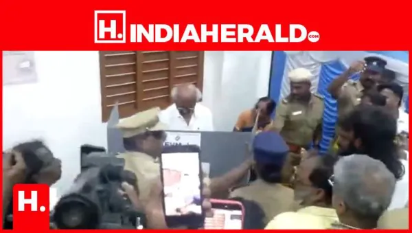 Rajinikanth Turns Chennai Polling Booth Into a Power Statement