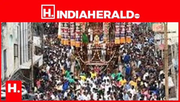 Grand Chithirai Festival Car Procession at Thanjavur Big Temple Draws Massive Crowd