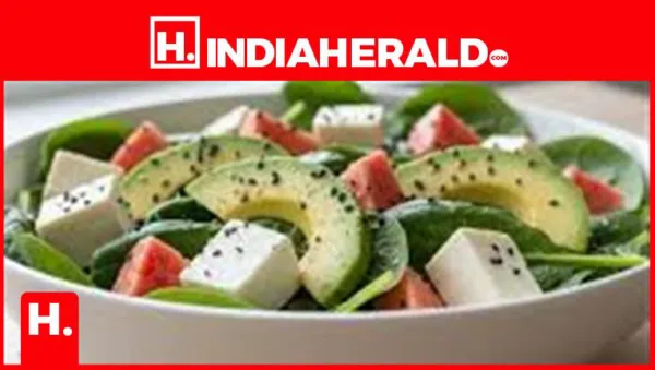 Guava Paneer Avocado Salad: A Protein-Packed Breakfast for Weight Loss