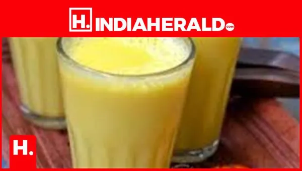Manjal Milagu Paal (Turmeric & Pepper Milk) Recipe