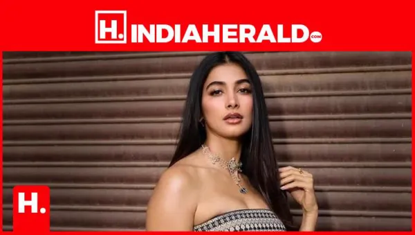 Pooja Hegde Bio Drops at 35 and Breaks the Internet: Height, Wealth & Glow No One Can Touch