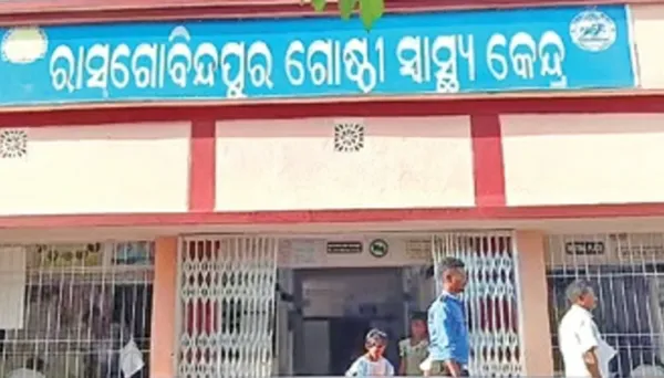 ଆଶ୍ରମ ବିଦ୍ୟାଳୟରେ ଝାଡ଼ାବାନ୍ତି: ମୃତ ଛାତ୍ରୀଙ୍କ ପରିବାରକୁ ସହାୟତା
