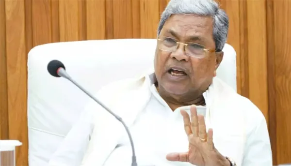 രാജ്യസഭയിലേക്കുള്ള കോണ്‍ഗ്രസ് ഹൈക്കമാൻഡിന്റെ ക്ഷണം നിരസിച്ച്‌ സിദ്ധരാമയ്യ; കര്‍ണാടക രാഷ്ട്രീയത്തില്‍ തുടരാനാണ് താത്പര്യമെന്ന് അറിയിച്ചു