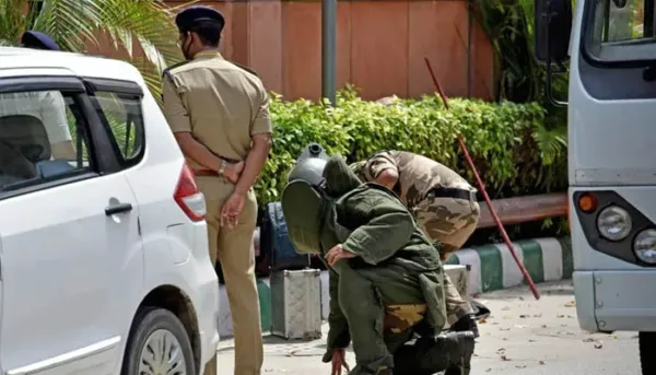 കോഴിക്കോട് ആകാശവാണി നിലയത്തിനു നേരെ വ്യാജ ബോംബ് ഭീഷണി