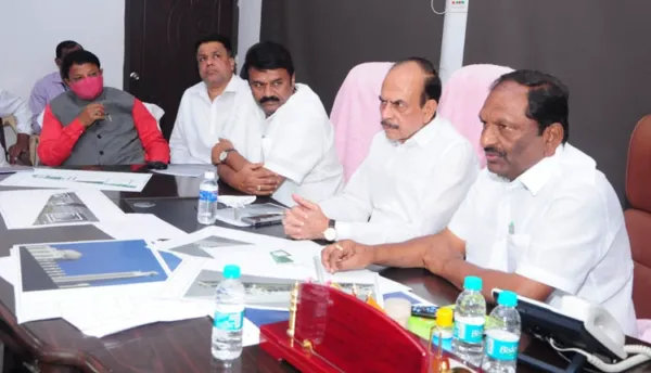 సీఎం కేసీఆర్ గొప్ప లౌకికవాది : మంత్రులు