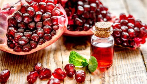 5 Amazing Benefits Of Using Pomegranate Oil For Hair