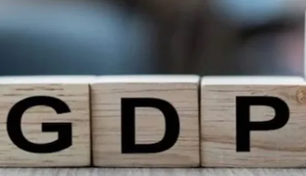 భారత వృద్ధి  అంచనాకు ఇక్రా కోత