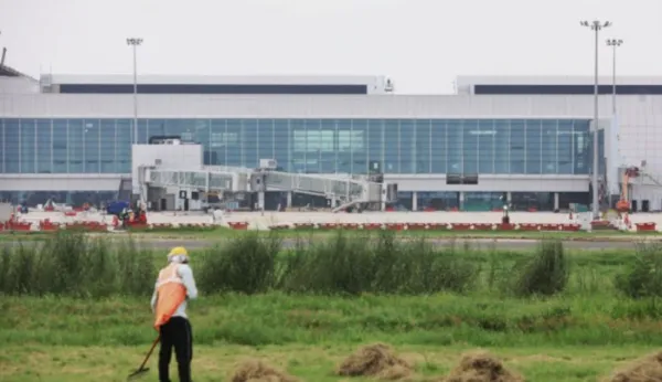 Ghaziabad Scraps Online Class Order For Jewar Airport Launch; Bus Requisition Still Uncertain