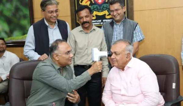 ASHAKIRANA SCHEME : ಮನೆ ಬಾಗಿಲಿಗೆ ನೇತ್ರ ತಪಾಸಣೆ ಸೇವೆ ನೀಡುವ 'ಆಶಾಕಿರಣ' ಯೋಜನೆಗೆ ಚಾಲನೆ