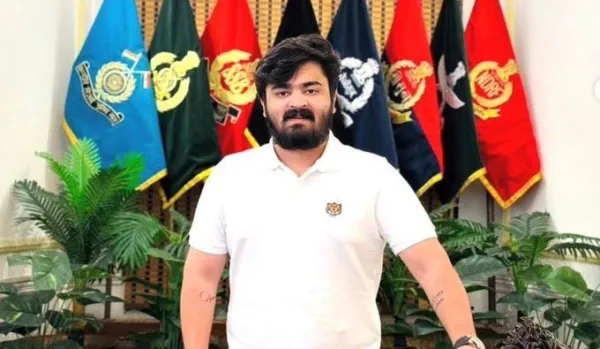بنڈی بھگیرتھ کے خلاف "لک آوٹ نوٹس" جاری